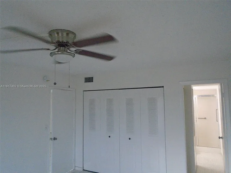 4174 Inverrary Dr #1004 — Photo 28