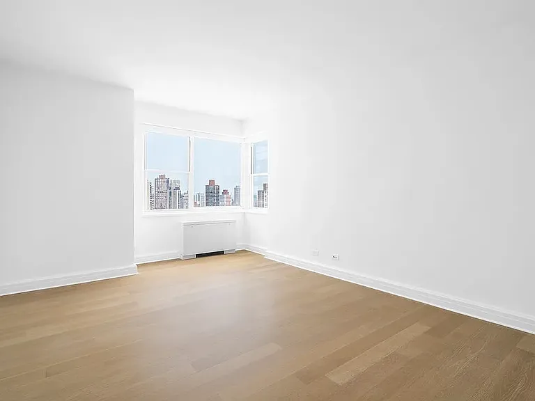 215 E 68th St #30B — Photo 18