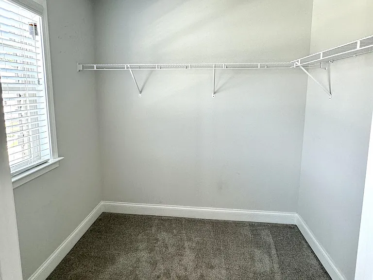 588 Amarante Cir — Photo 16