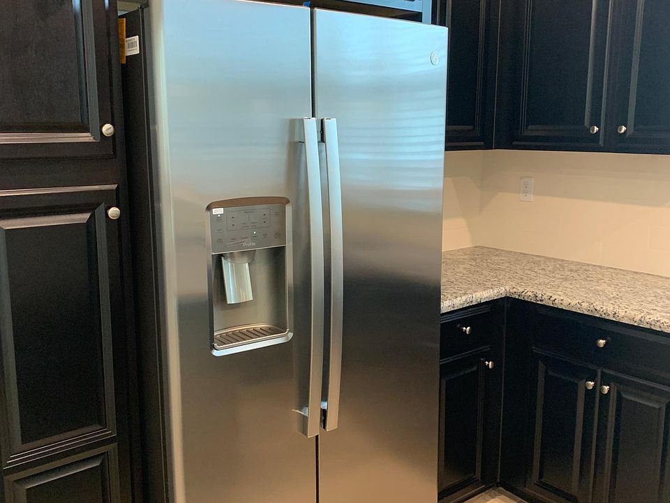 All appliances are brand new.