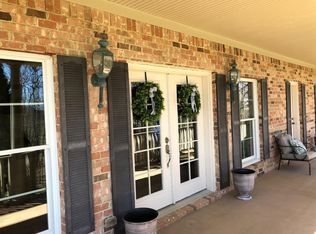 110 Springhouse Dr, Nicholasville, KY