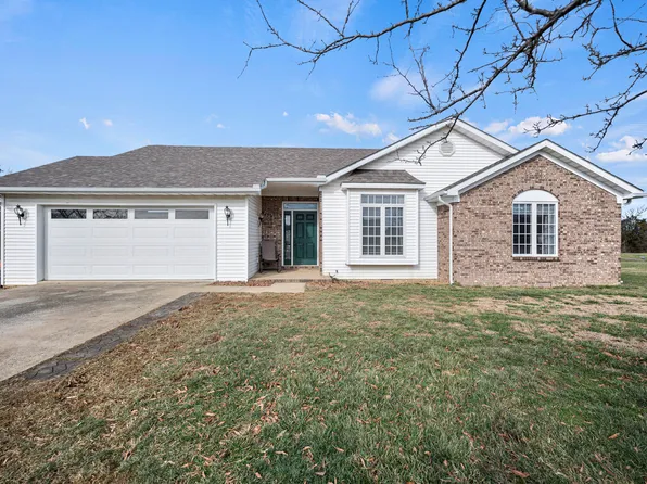 709 Sharon Ct, Berea, KY 40403