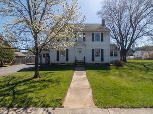 17 Raingley Rd, Greenfield, MA 01301