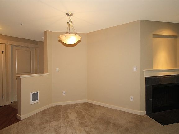5th image of 7711 NE 175th St Unit B103