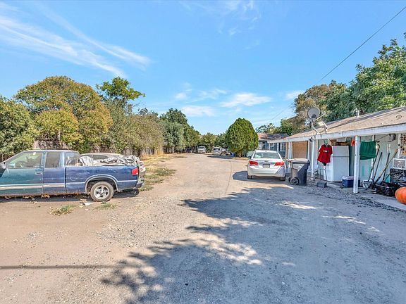 4th image of 532 S Los Angeles Avenue