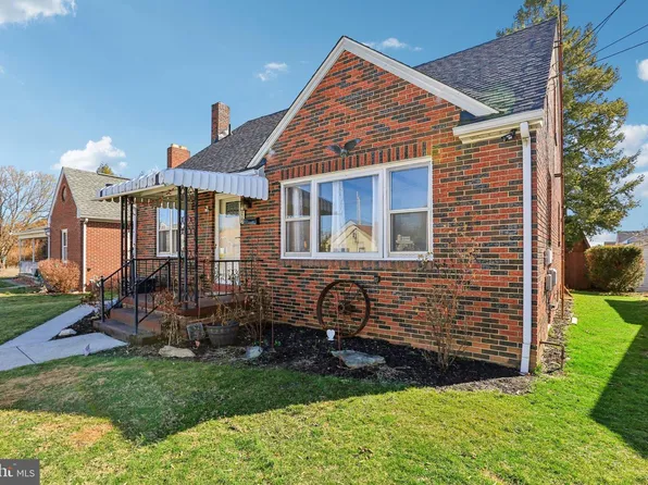 215 Penn St, Hanover, PA 17331