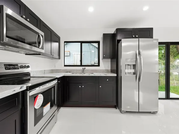 1716 NW 76th Ter #1716, Miami, FL 33147