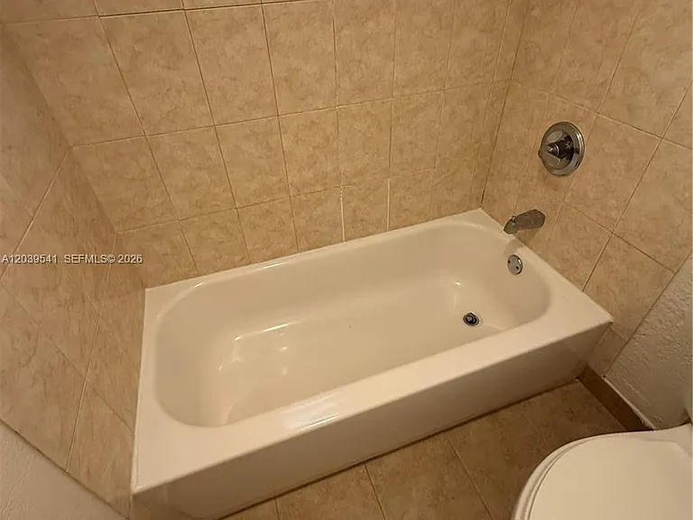 4205 N University Dr #309 — Photo 13