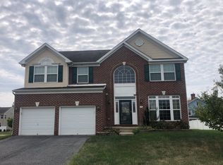1 Anchor Bay Ct, Essex, MD 21221
