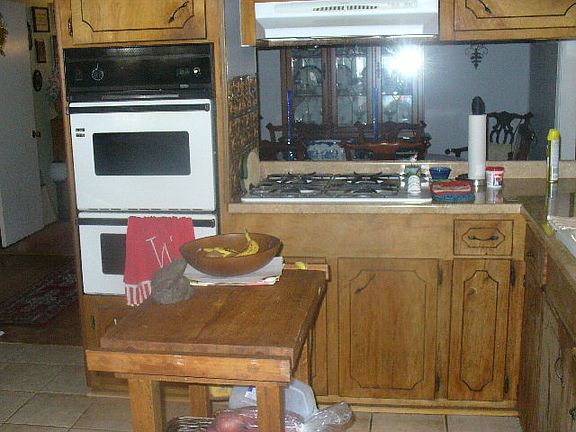 5th image of 90 Carey Ln
