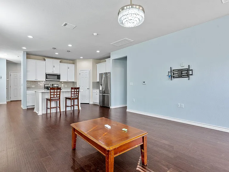 12104 Cimaizon Dr — Photo 22