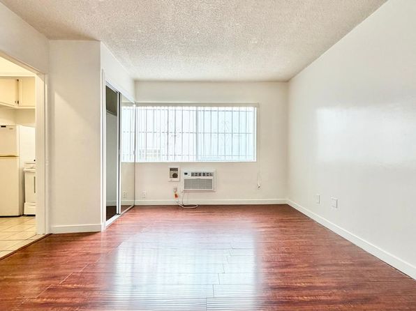 917 S Kenmore Ave APT 6