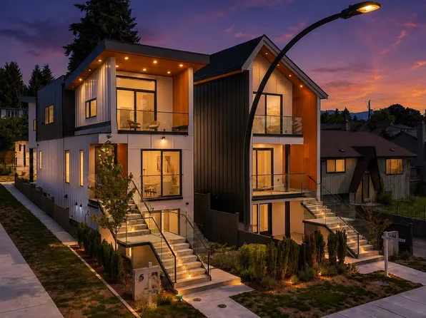 502 E 5th St, North Vancouver, BC V7L 1M4