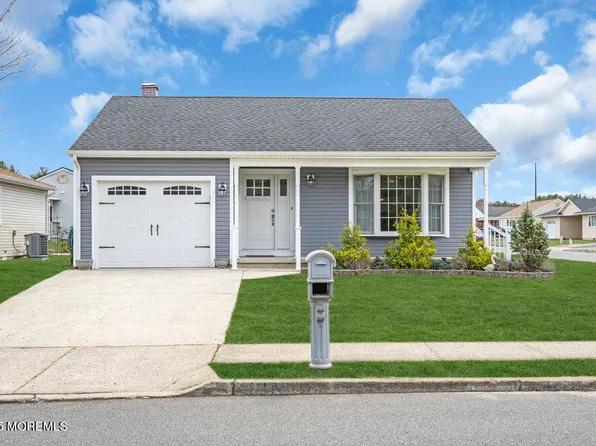141 Paradise Boulevard, Toms River, NJ 08757