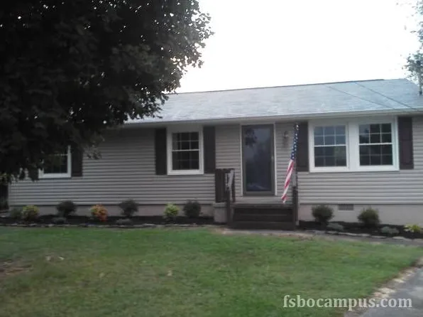3507 Duxbury Ln, Knoxville, TN 37931