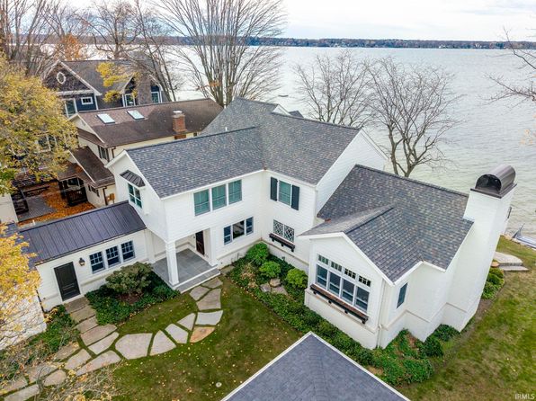 11531 N Ogden Point Rd, Syracuse, IN 46567