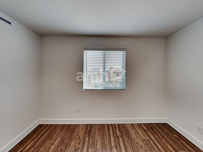9124 Crocker Point Ct — Photo 13