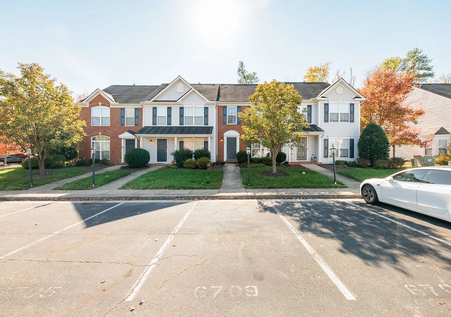3 Bedroom Townhome Near Forest Hill! Available Early December 2026 — Photo 4