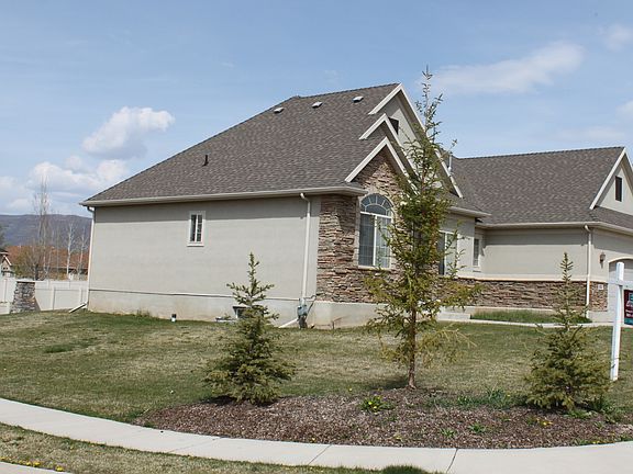 Green landscaping, corner lot