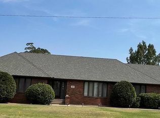 1810 N Main St, Kingman, KS 67068