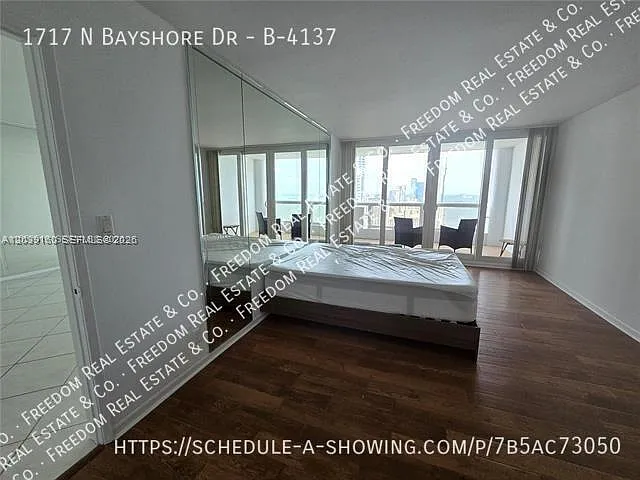 1717 N Bayshore Dr #B-4137 — Photo 4