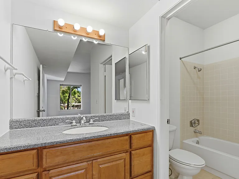 1850 Tradan Dr — Photo 26