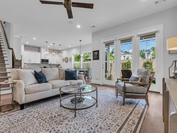 7720 N Fall Run Xing, Houston, TX 77055