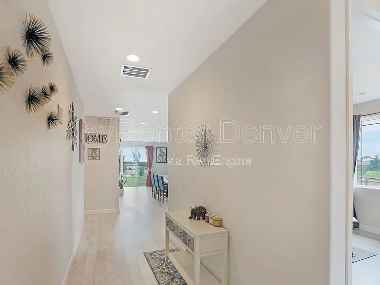 270 S Langdale Ct — Photo 16