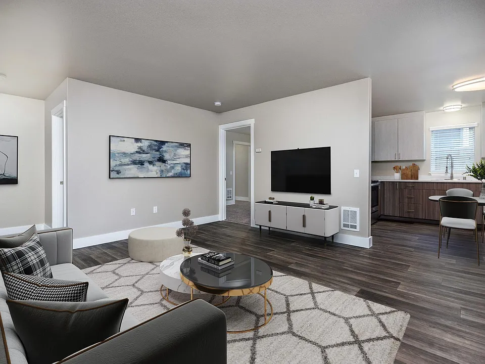 6631 Carleton Ave S
