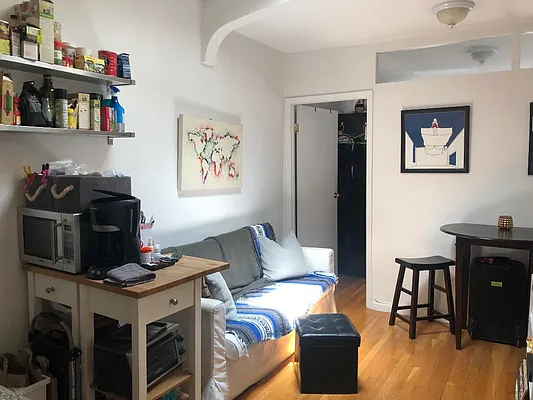 Rented by Compass | media 11