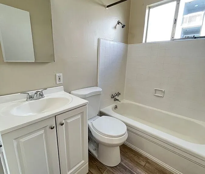 329 Lester Ave #3 — Photo 11