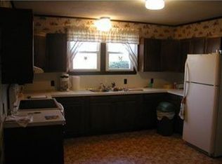 12 McDonald Ave, Ellsworth, ME 04605