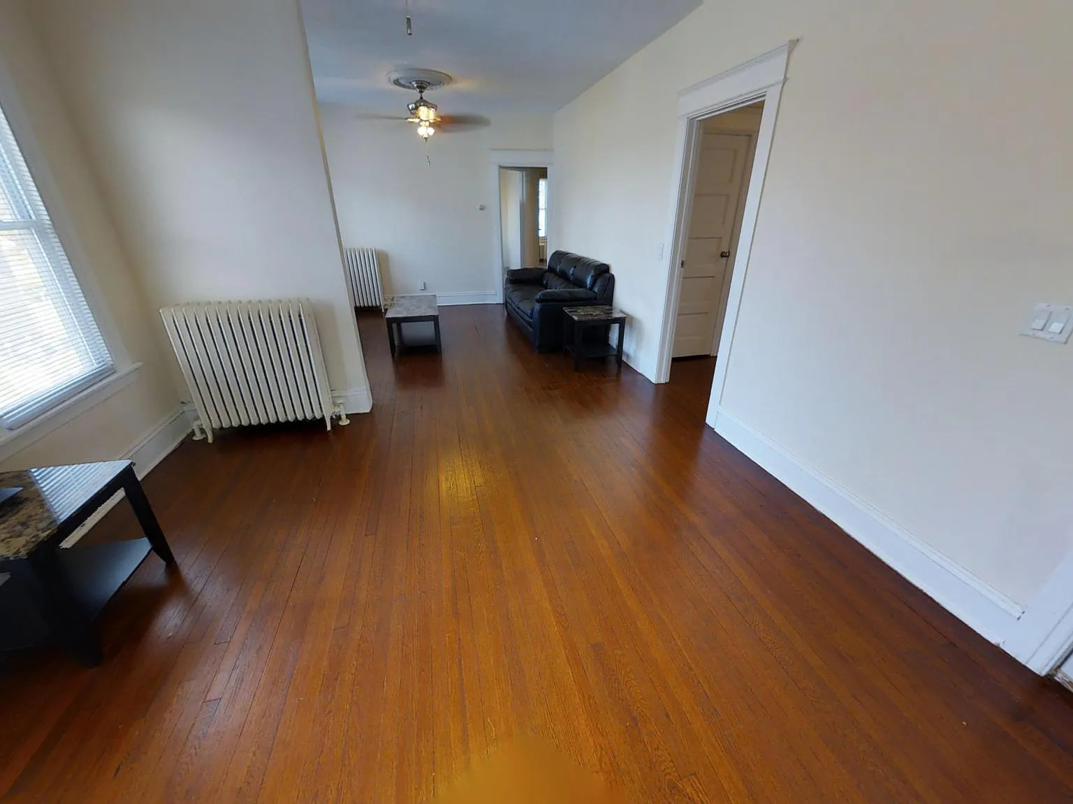 4 bed, $2,500 — Photo 4