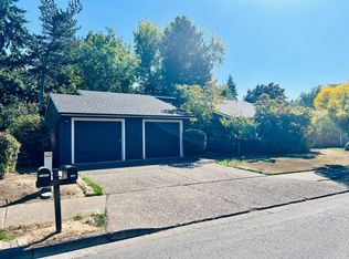 21704 SW Martinazzi Ave, Tualatin, OR 97062