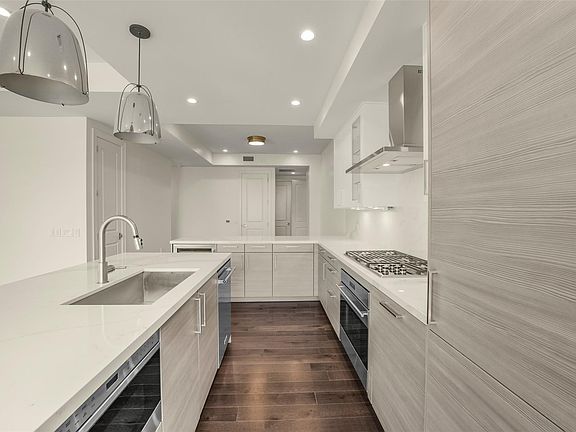 4th image of 2047 Westcreek Ln #302