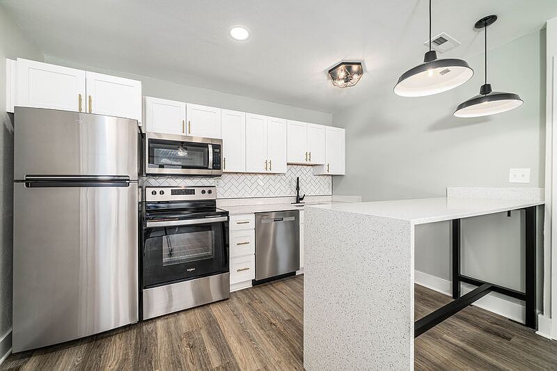 1st image of 1235 E Ocean View Ave APT 6