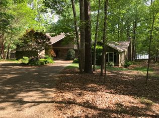 563 Cross Creek Rd, Auburn, AL 36832