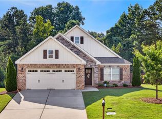 690 High Field Ct, Opelika, AL 36804