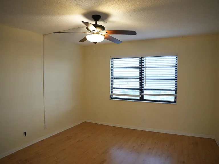4640 Lucerne Lakes Blvd W #508 — Photo 29