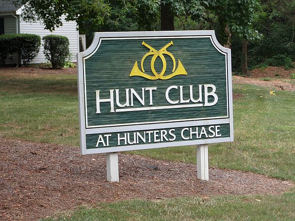 5th image of 1542 Hunt Club Ct