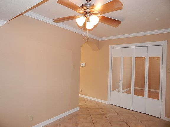 3rd image of 3177 Matterhorn Dr