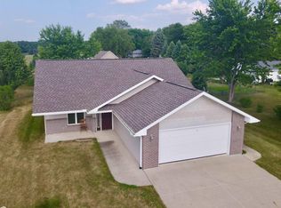 487 Pin Oak Dr, Ida Grove, IA 51445