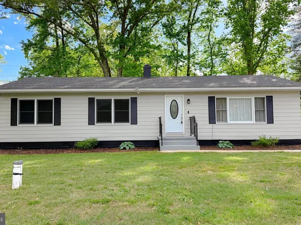 25033 Three Notch Rd, Hollywood, MD 20636