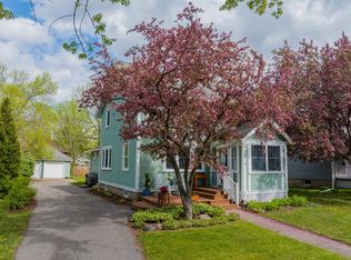 909 Division St S, Northfield, MN 55057