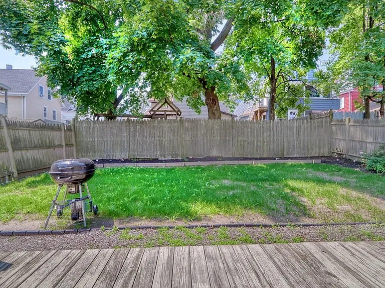 10 Parker St #1 — Photo 11