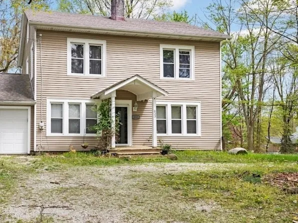 833 Eastwood Ave, Tallmadge, OH 44278