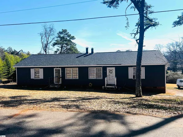 3035 Kelsey Creek Rd, Spartanburg, SC 29302