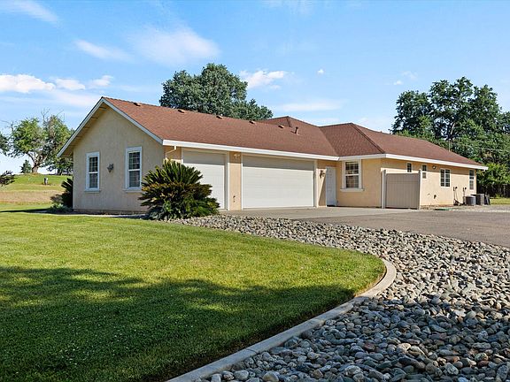 5th image of 22745 Daha Dr