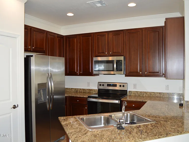 4285 E Jasper Dr — Photo 6
