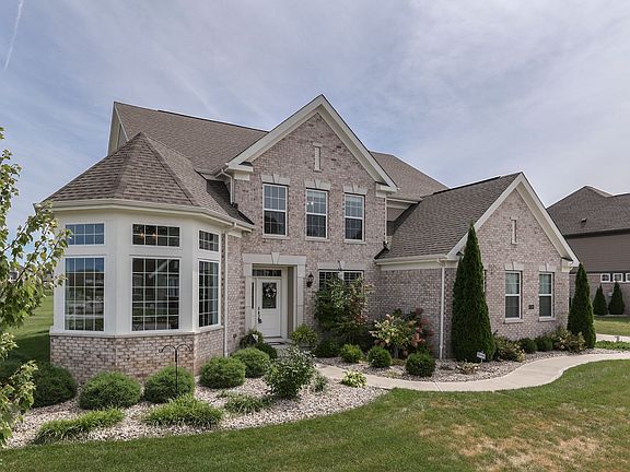 3rd image of 5739 Bentbrook Dr